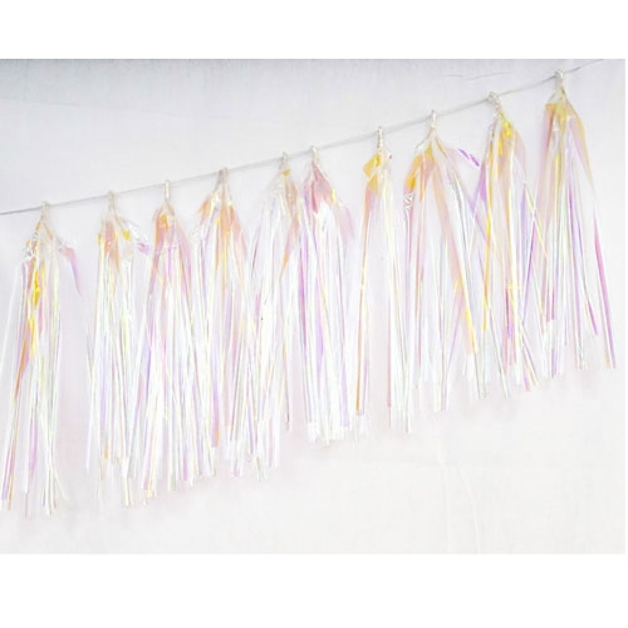 Iridescent Metallic Single Tassel