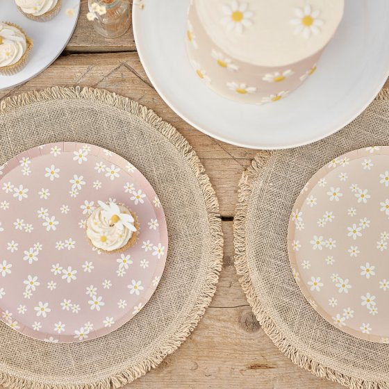 Daisy Patterned Taupe & Pink Paper Plates