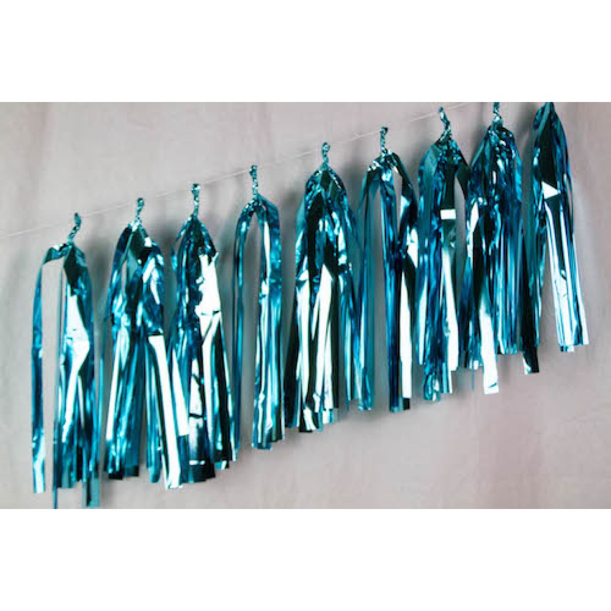 Light Blue Metallic Single Tassel