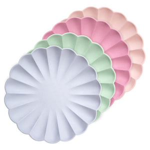 Moulded Scallop Shaped Eco Party Plates
