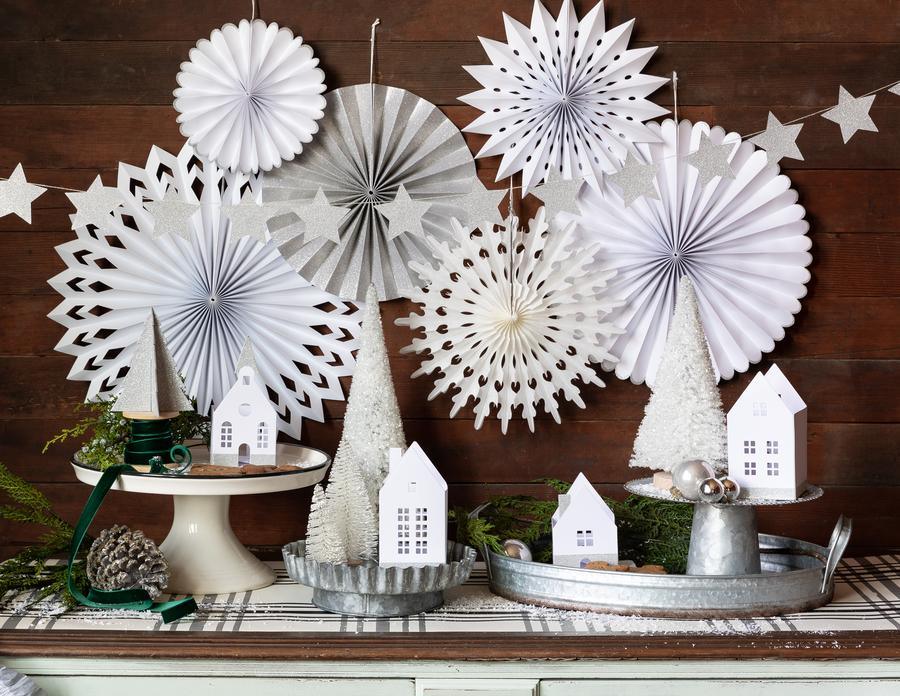 Winter White 3D Tabletop Houses - Party Affair