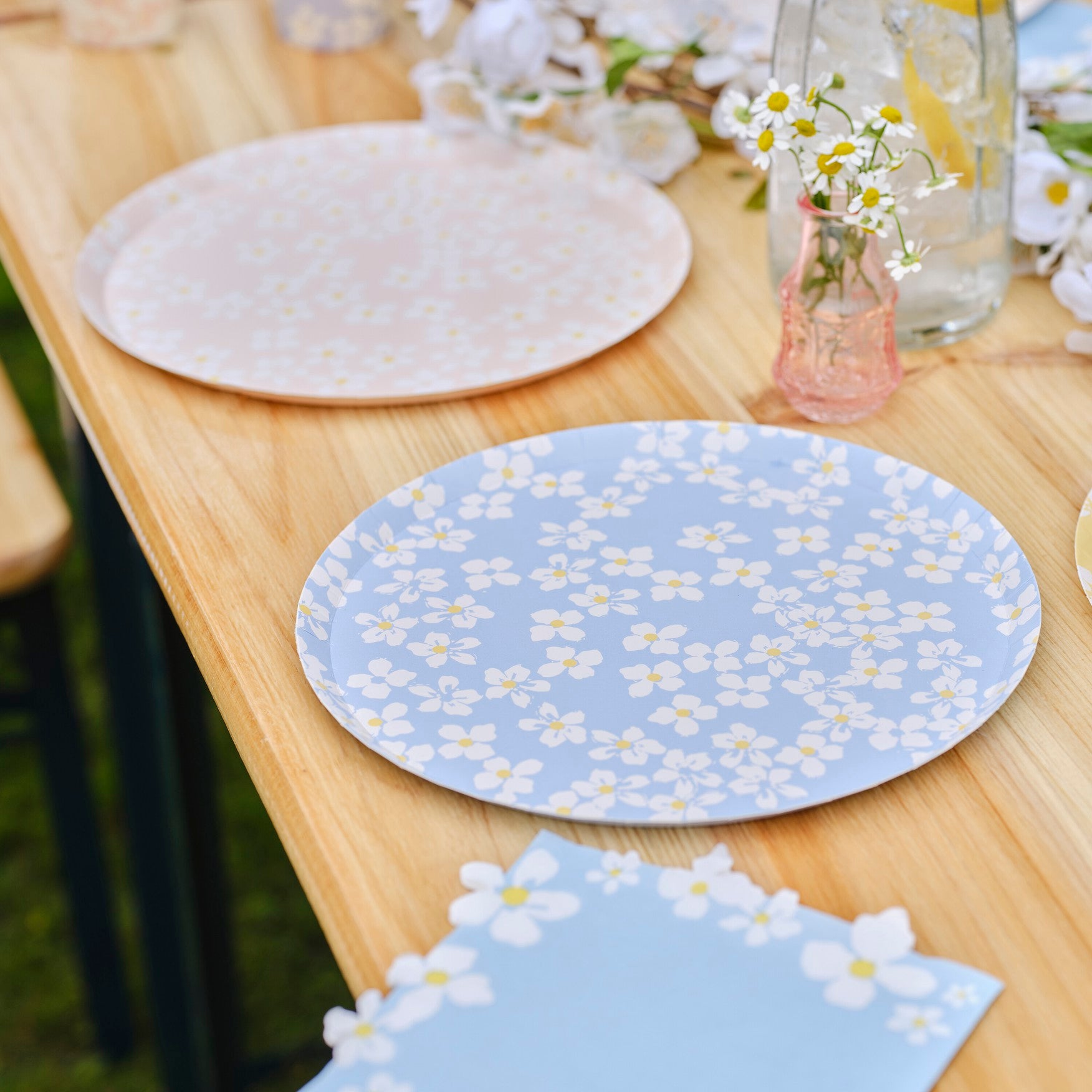 Hello Spring Floral Paper Dinner Plates